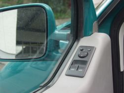 Neues Bedienelement für Fensterheber und die elektrisch verstellbaren Spiegel