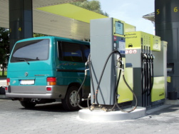 Tankstelle »Avanti24« in Raubling