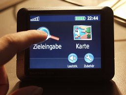 Zielauswahl im Menü des Garmin Nüvi 205