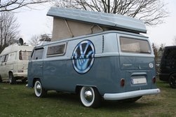 VW T2a mit Aufstelldach