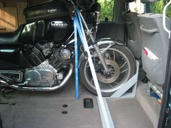 Meine Yamaha TR1 in meinem Caravelle