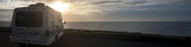 Winnebago vor Sonnenuntergang